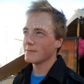 MATT HIRST, TECNOLOGIA